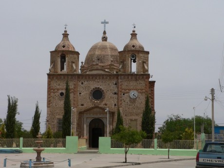  1.kostel v městečku Rio  del Maria 